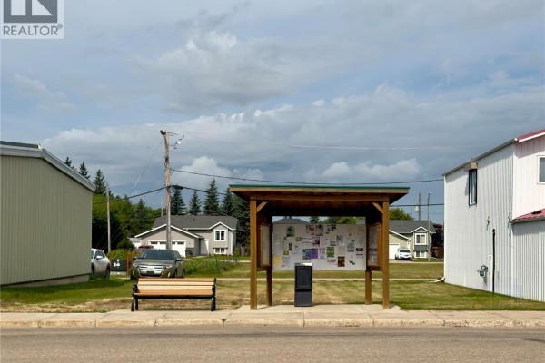 3023 Central Avenue, Waldheim, SK S0K4R0 Photo 2
