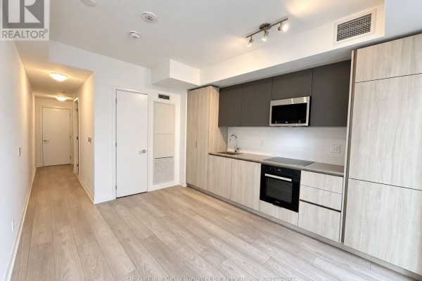 3025 - 400 King Street W, Toronto, ON M5V0X8 Photo 3