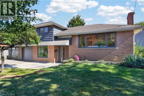 Office - 3028 Eva Drive, Burlington, ON L7N2K4 Photo 2