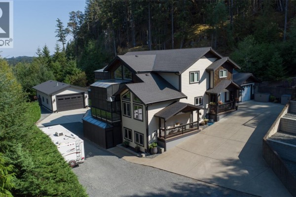 3029 Meadow Dr, Nanaimo, BC, photo 2