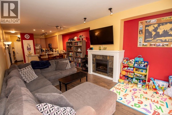 Laundry room - 302d 1115 Craigflower Rd, Esquimalt, BC V9A7R1 Photo 2