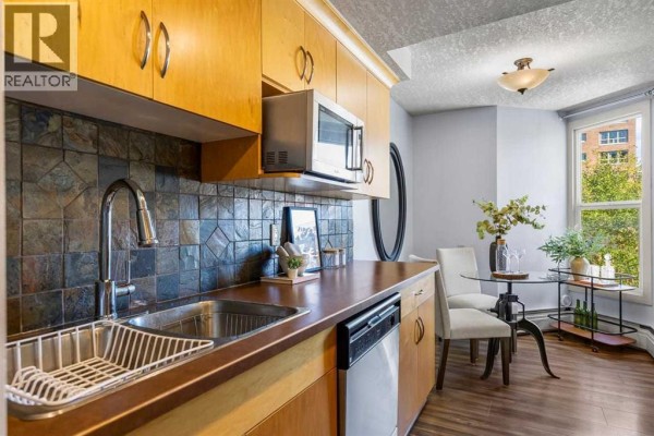 Kitchen - 303, 1309 14 Avenue Sw, Calgary, AB T3C0W3 Photo 2