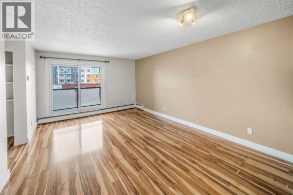 Bedroom - 303, 1915 26 Street Sw, Calgary, AB T3E2A2 Photo 3