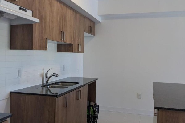 303 - 1 Chef Lane, Barrie, ON L9J0T1 Photo 5