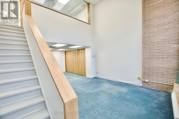 303 - 1315 Lawrence Avenue E, Toronto, ON M3A3R3 Photo 3