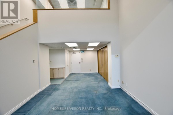 303 - 1315 Lawrence Avenue E, Toronto, ON M3A3R3 Photo 5