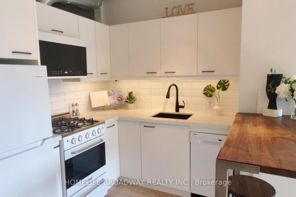 303 - 169 John Street, Toronto, ON, photo 2