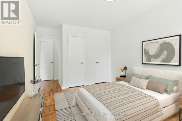 Bedroom - 303 - 190 Cosburn Avenue, Toronto, ON M4J2M1 Photo 5