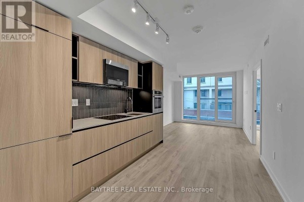 303 - 2 Augusta Avenue, Toronto, ON M5V0T3 Photo 2