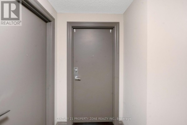 Primary Bedroom - 303 - 2391 Central Park Drive, Oakville, ON L6H0E4 Photo 4