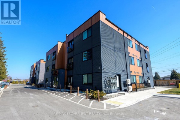 303 - 259 King Street E, Hamilton, ON, photo 3