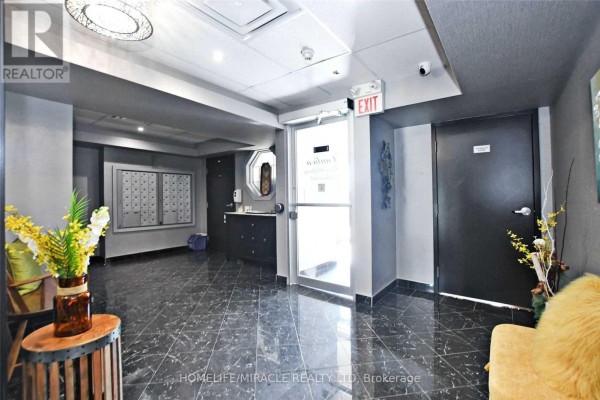 303 - 39 Ferndale Drive S, Barrie, ON, photo 2