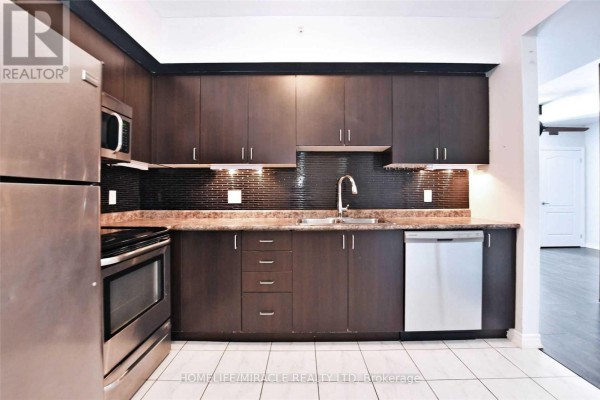 303 - 39 Ferndale Drive S, Barrie, ON, photo 3