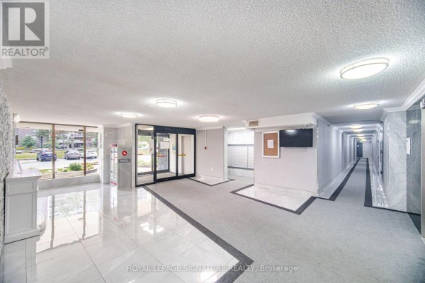 303 - 4 Kings Cross Road, Brampton, ON, photo 3