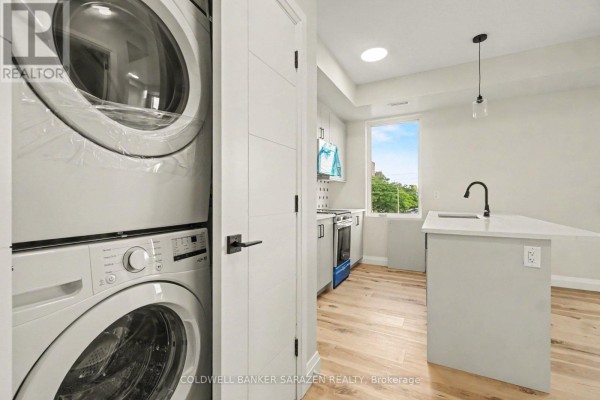 303 - 42 Mcarthur Avenue, Ottawa, ON K1L6R2 Photo 4