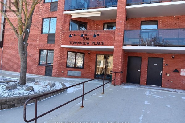 303 - 536 11th Avenue, Hanover, ON, photo 3