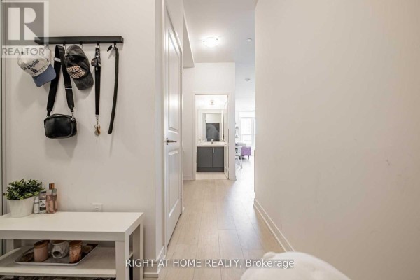 Den - 303 - 8 Nahani Way, Mississauga, ON L4Z4J8 Photo 5