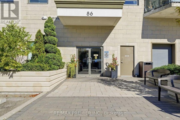 303 - 86 Woodbridge Avenue, Vaughan, ON L4L1L3 Photo 4