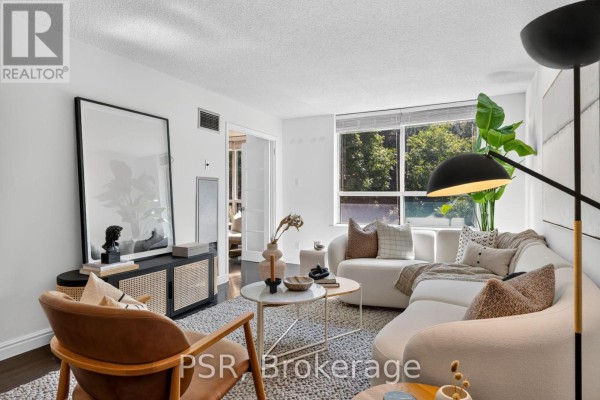 Kitchen - 303 - 95 Prince Arthur Avenue, Toronto, ON M5R3P6 Photo 3