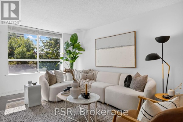 Den - 303 - 95 Prince Arthur Avenue, Toronto, ON M5R3P6 Photo 5