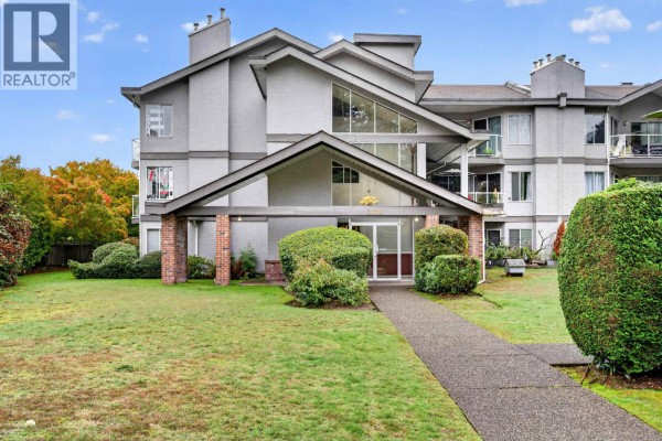 303 1171 Pipeline Road, Coquitlam, BC V3B4R9 Photo 2