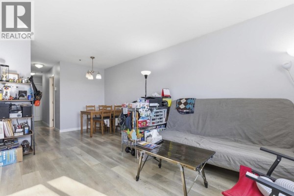 303 1310 Cariboo Street, New Westminster, BC V3M1X2 Photo 2