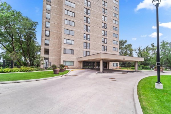 Den - 303 200 Tuxedo Avenue, Winnipeg, MB R3P0R3 Photo 5