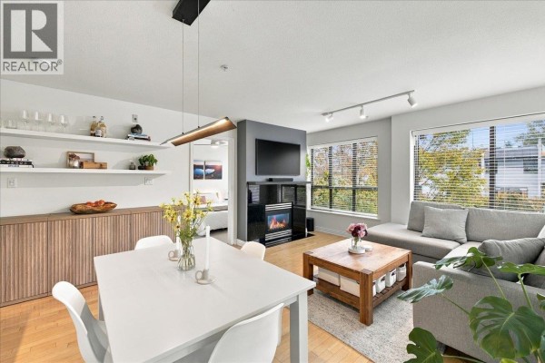 303 2015 Trafalgar Street, Vancouver, BC V6K3S5 Photo 3