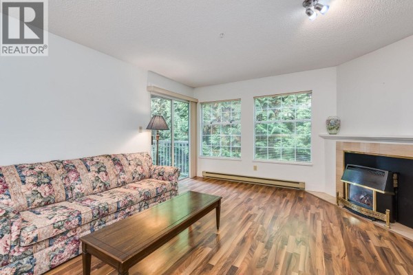 303 2963 Burlington Drive, Coquitlam, BC V3B6X1 Photo 5