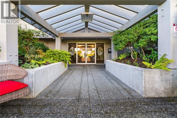 Office - 303 350 South Island Hwy, Campbell River, BC V9W1A5 Photo 2