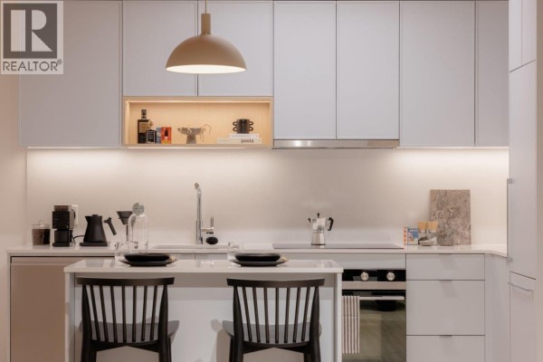 303 3633 Willingdon Avenue, Burnaby, BC V0V0V0 Photo 4