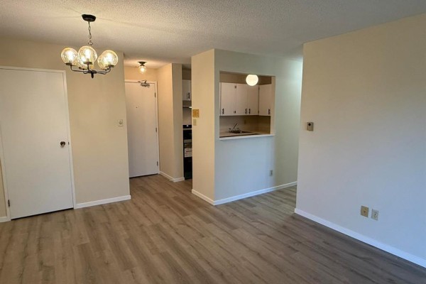 303 460 Kenaston Boulevard, Winnipeg, MB R3N1Z1 Photo 5