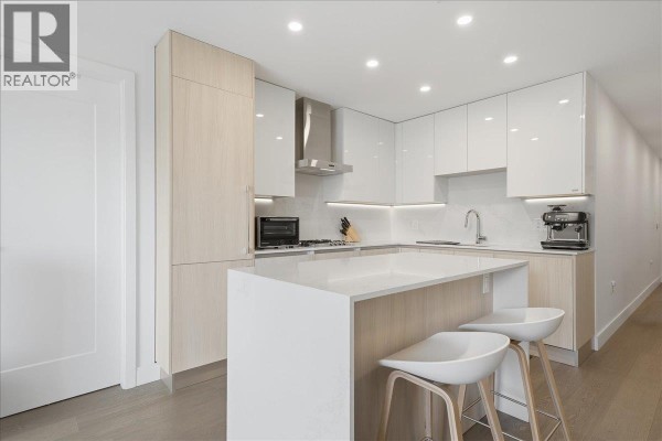 303 477 W 59th Avenue, Vancouver, BC V5X1X4 Photo 5