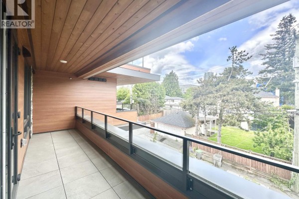 303 485 63rd Ave, Vancouver, BC, photo 2