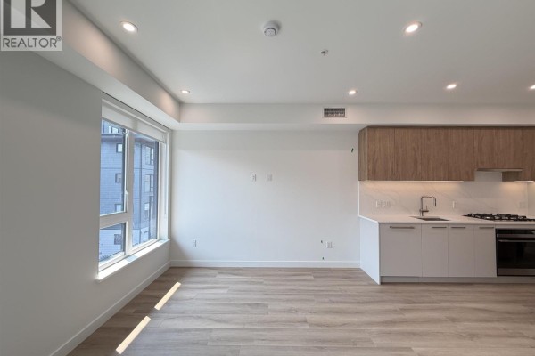303 606 Madore Avenue, Coquitlam, BC V3K0J6 Photo 5