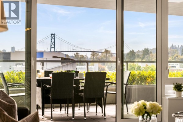 303 866 Arthur Erickson Place, West Vancouver, BC V7T0B2 Photo 5