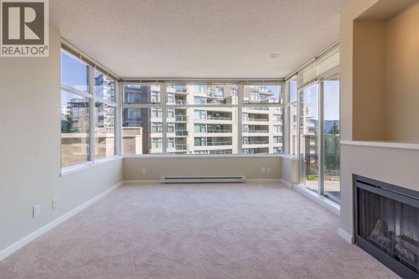 303 9298 University Crescent, Burnaby, BC V5A4X8 Photo 4
