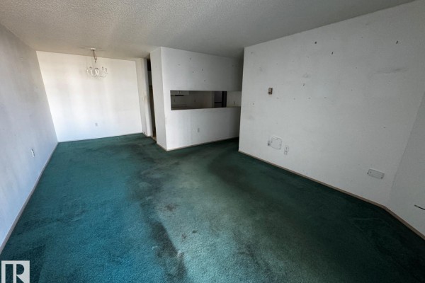 Kitchen - #303 9620 174 St Nw, Edmonton, AB T5T6B9 Photo 3