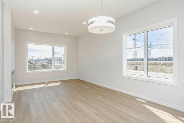 Bedroom 2 - 303 Edgemont Dr Nw, Edmonton, AB T6M3G7 Photo 5