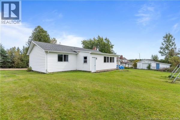303 La Montain, Memramcook, NB E4K1A3 Photo 3