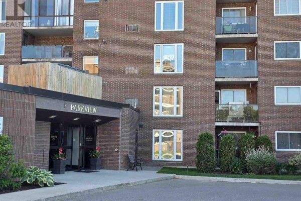 303 Macdonald Ave # 208, Sault Ste  Marie, ON, photo 2