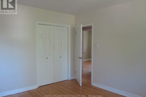 Primary Bedroom - 303 Millard(main Level) Avenue, Newmarket, ON L3Y1Z3 Photo 4