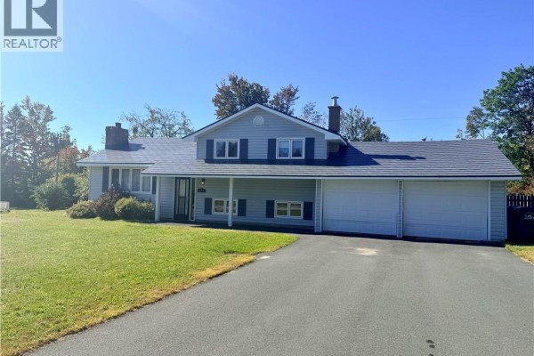 Family room - 303 Percy Kelly Drive, Miramichi, NB E1V5V5 Photo 3