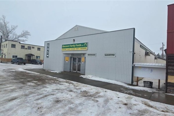 303 Railway Avenue, Glenavon, SK S0G1Y0 Photo 4