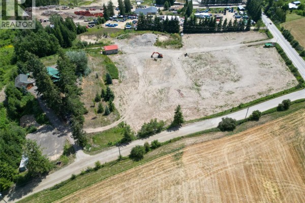 3030 40 Street Se, Salmon Arm, BC V1E1X7 Photo 5