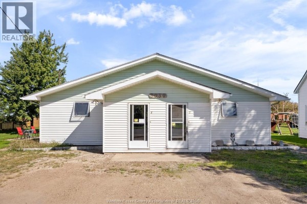 4pc Bathroom - 3030 County Rd 8, Staples, ON N0P2J0 Photo 2