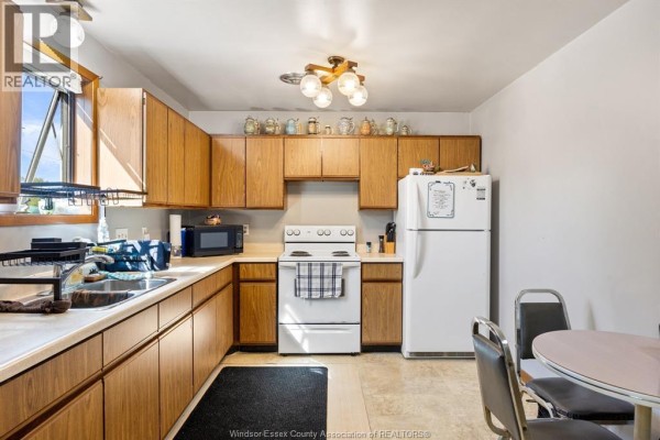 Laundry room - 3030 County Rd 8, Staples, ON N0P2J0 Photo 5