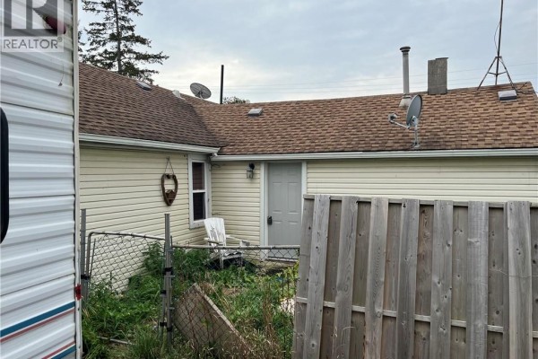 Eat in kitchen - 3031 Rainham Road, Nanticoke, ON N0A1L0 Photo 4