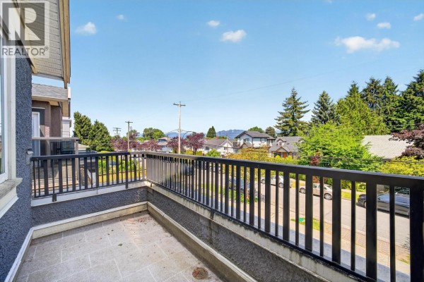 3034 Kings Avenue, Vancouver, BC, photo 3