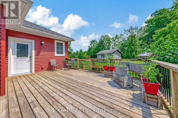 3034 Station Road, Howick, ON, photo 3